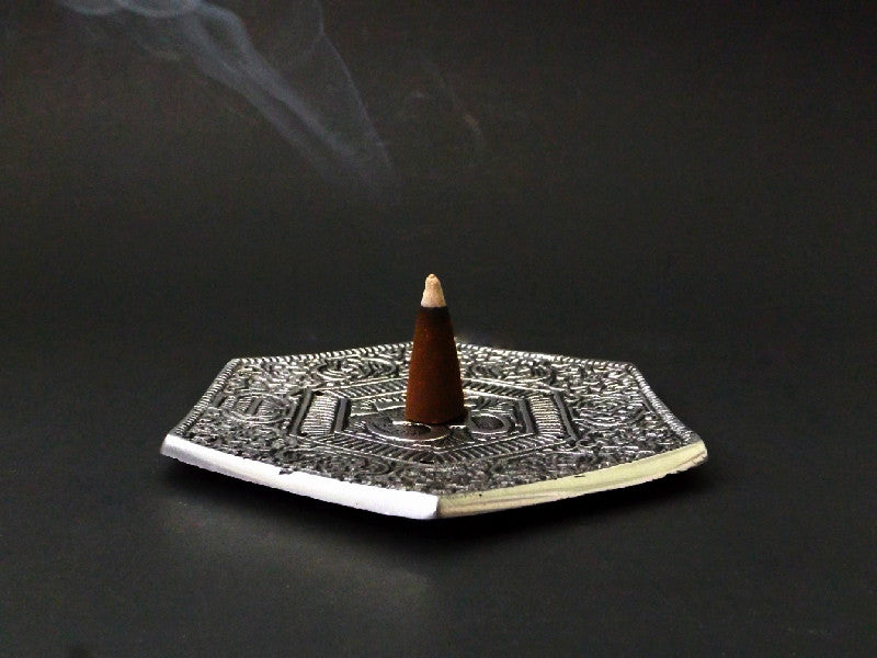 Dragons Blood Incense Cones - Esoteric Aroma