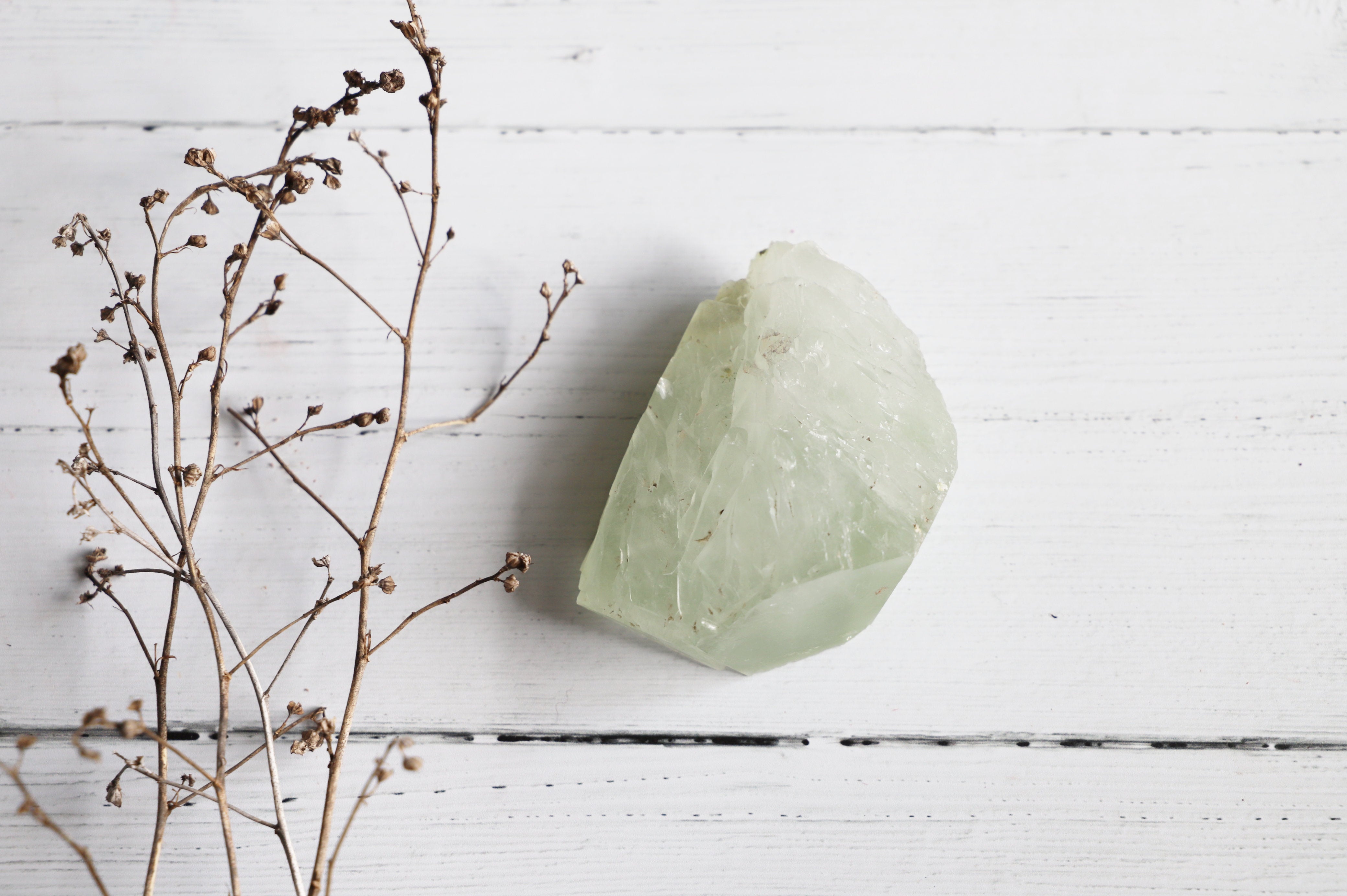 Green quartz crystal for empath heart healing and soothing